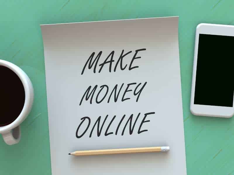 Online Ways to Make Money in School