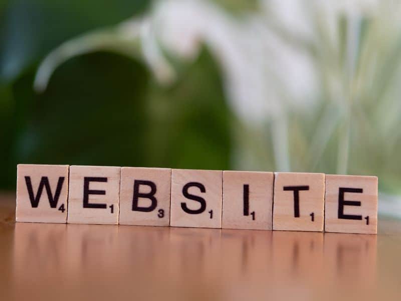 Help Businesses Create Website Content